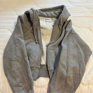 aritzia tna cropped boyfriend hoodie